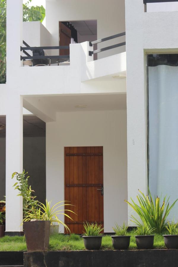 Hotel Cassia Udawalawe Exteriér fotografie