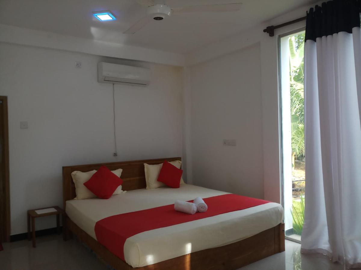 Hotel Cassia Udawalawe Exteriér fotografie